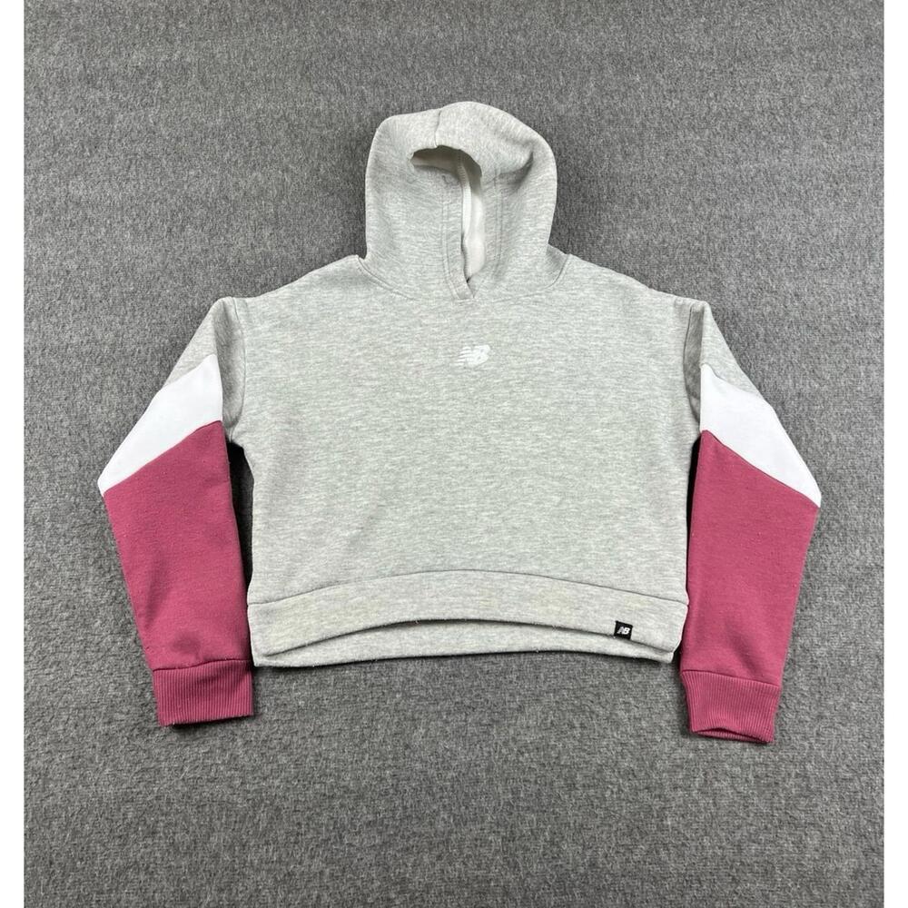 New‎ Balance Cropped Hoodie Stylish Comfortable Size Small